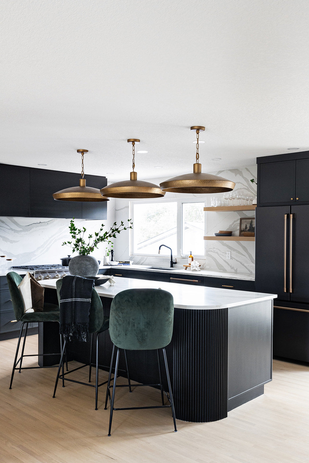 Chandeliers and Pendants