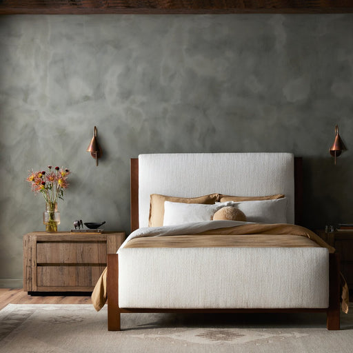 king bed  solid oak  oak accent  ivory  ivory fabric  upholstery  off-white upholster  upholstered bed  cream upholstery  upholstered headboard  interior design  koehndesign  calgary designer  amy kohen  calgary  mid century design  mid-century  yyclifestyle  yycliving  calgary furniture  calgary furniture shop  shopkoehndesign  canada  furniture  clean lines  Modern Design  modern  Luxury Furniture  online furniture shop  plush  wood frame  wood base  wood grain  solid wood